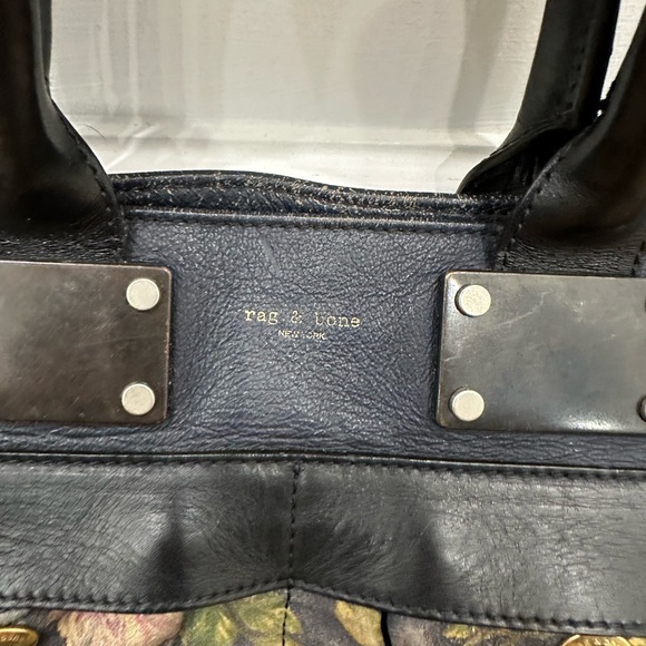 Rag & Bone Pilot Bag in blue leather with a floral print pocket small satchel - Picture 4 of 11